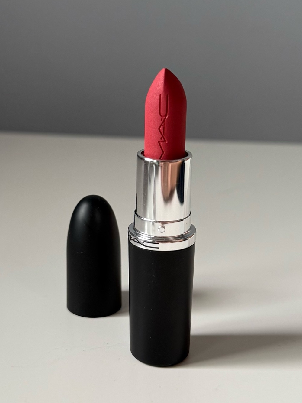 MAC Cosmetics M·A·CXIMAL SILKY MATTE LIPSTICK - Forever Curious
